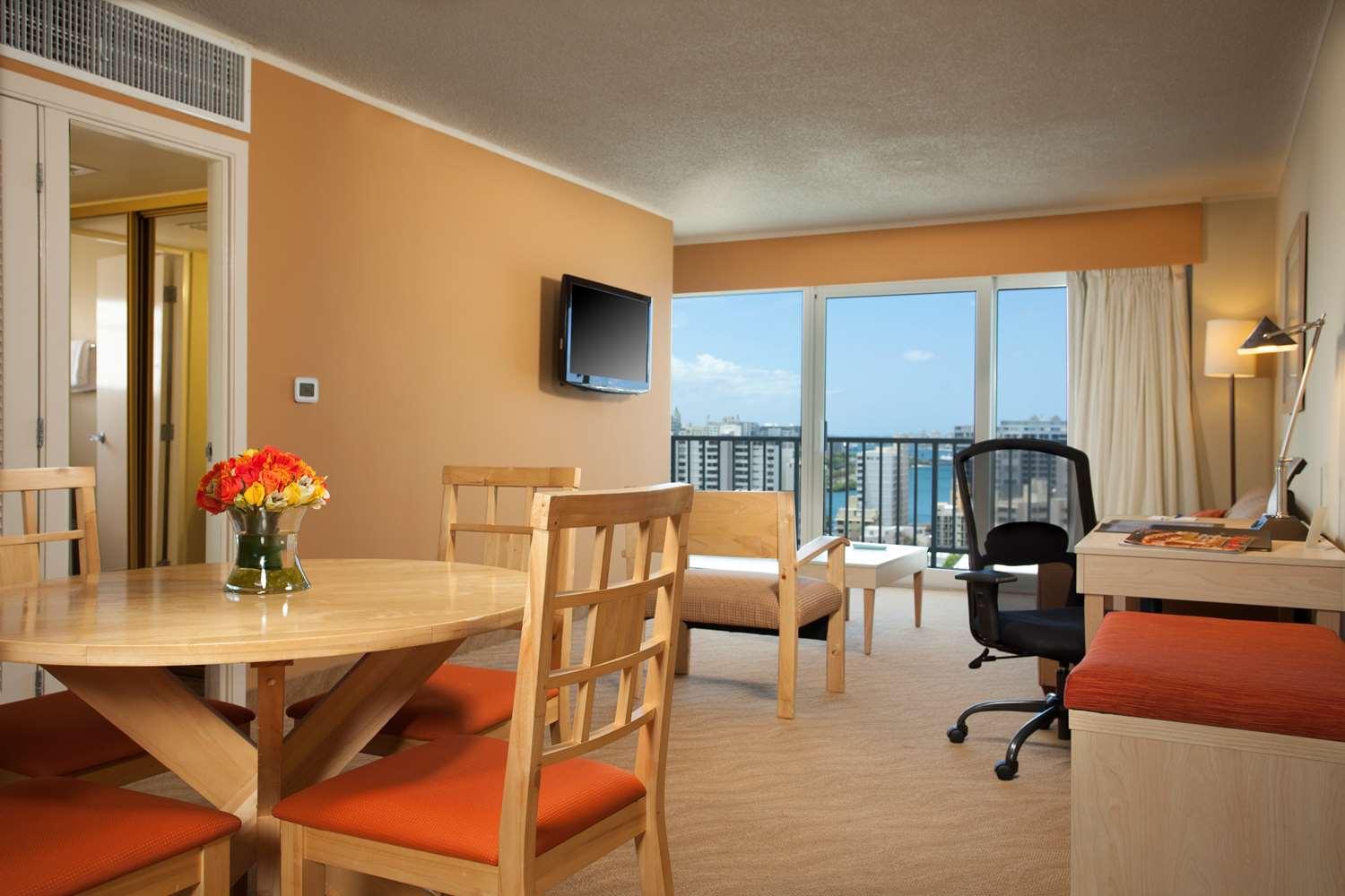 Condado Palm Inn San Juan, Tapestry Collection By Hilton Exterior photo