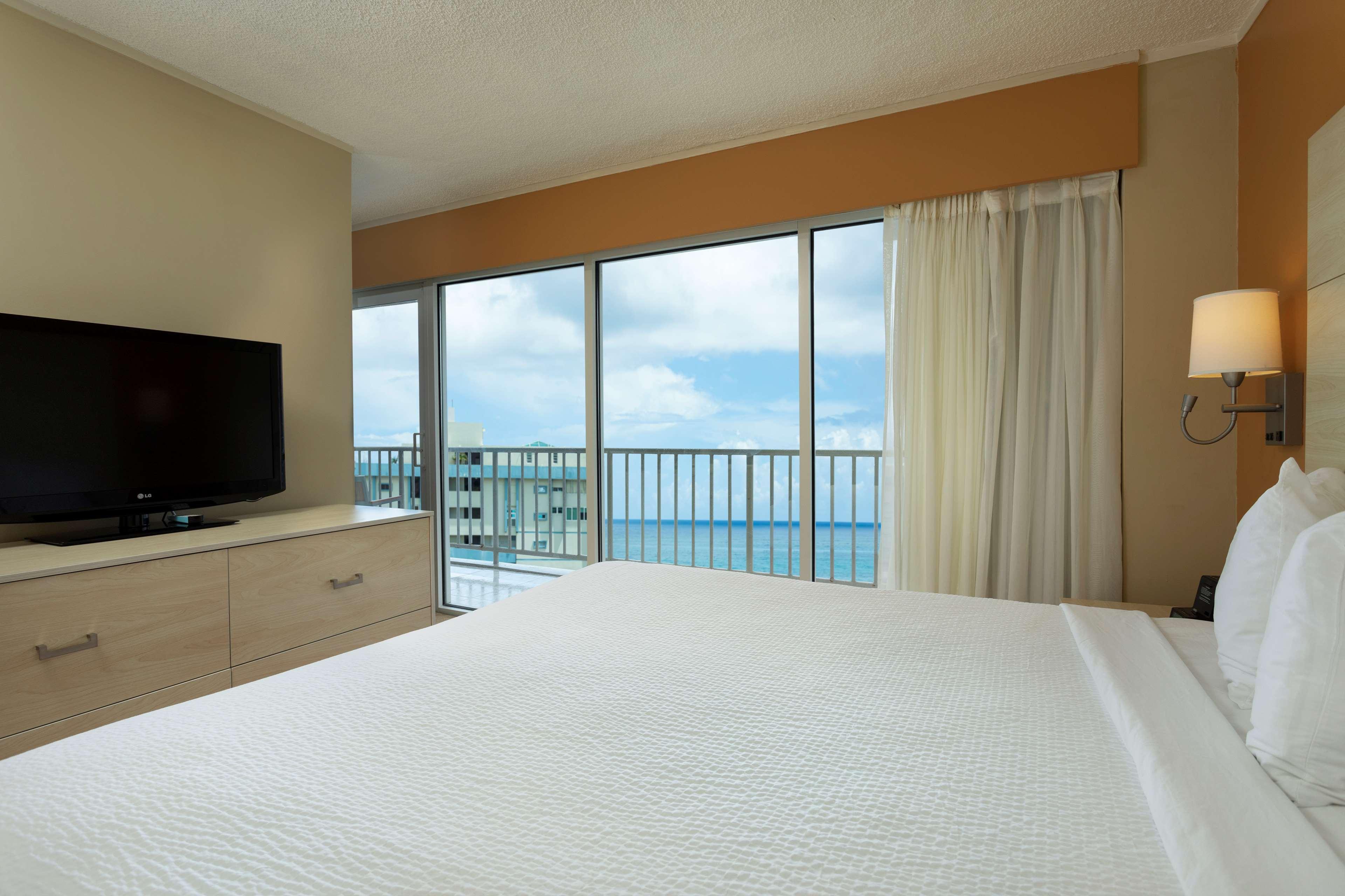 Condado Palm Inn San Juan, Tapestry Collection By Hilton Exterior photo