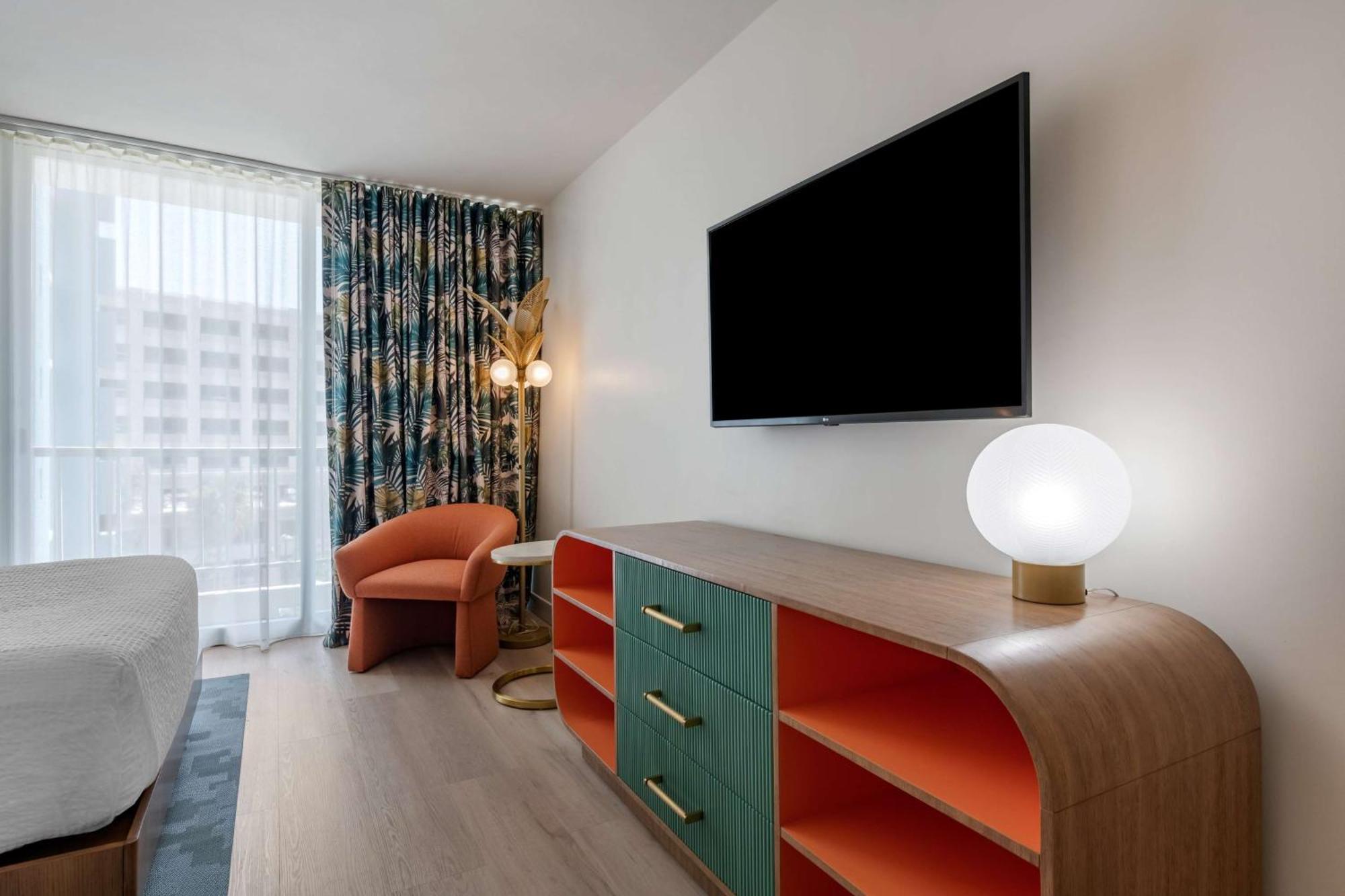 Condado Palm Inn San Juan, Tapestry Collection By Hilton Exterior photo