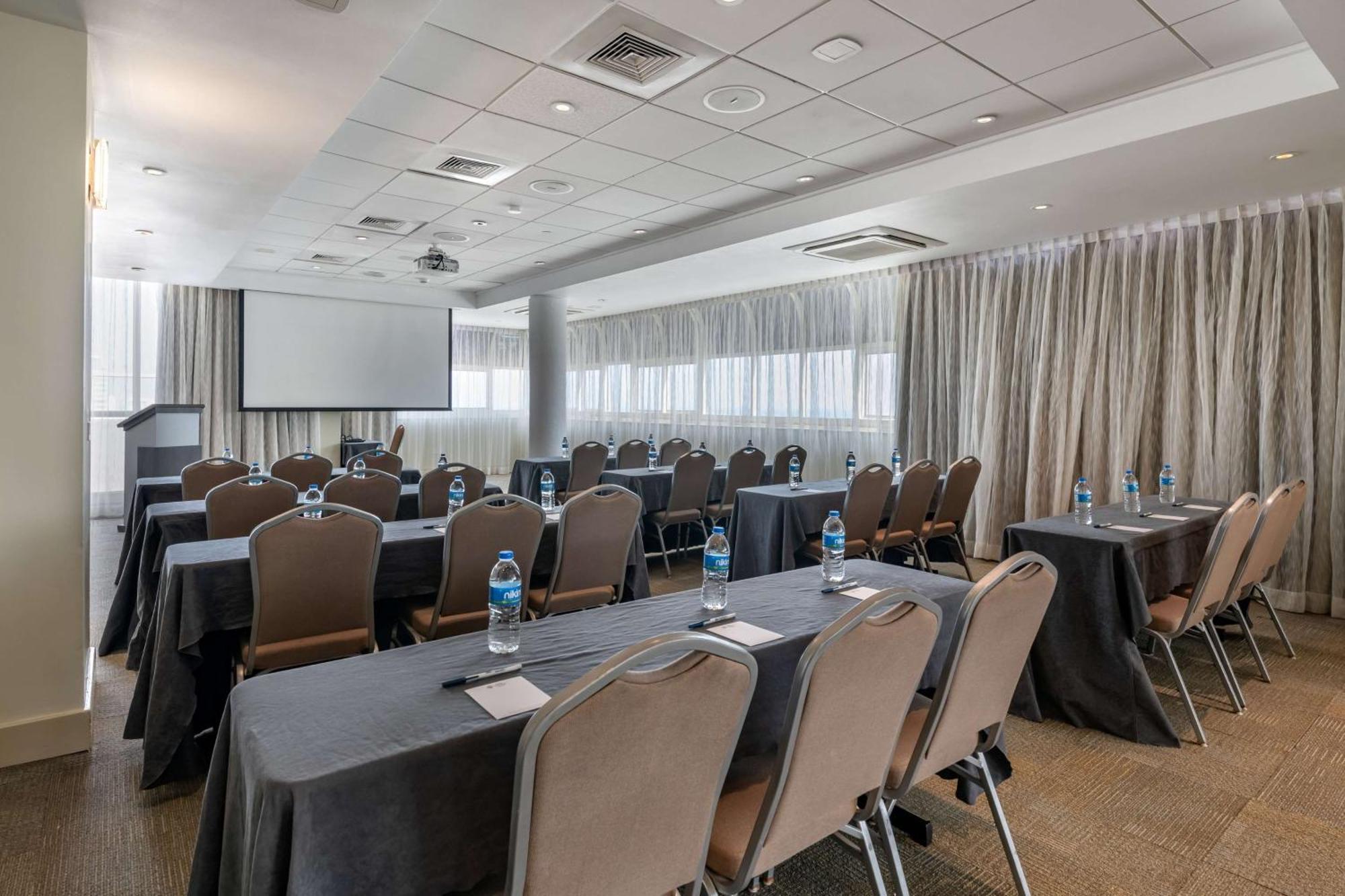 Condado Palm Inn San Juan, Tapestry Collection By Hilton Exterior photo