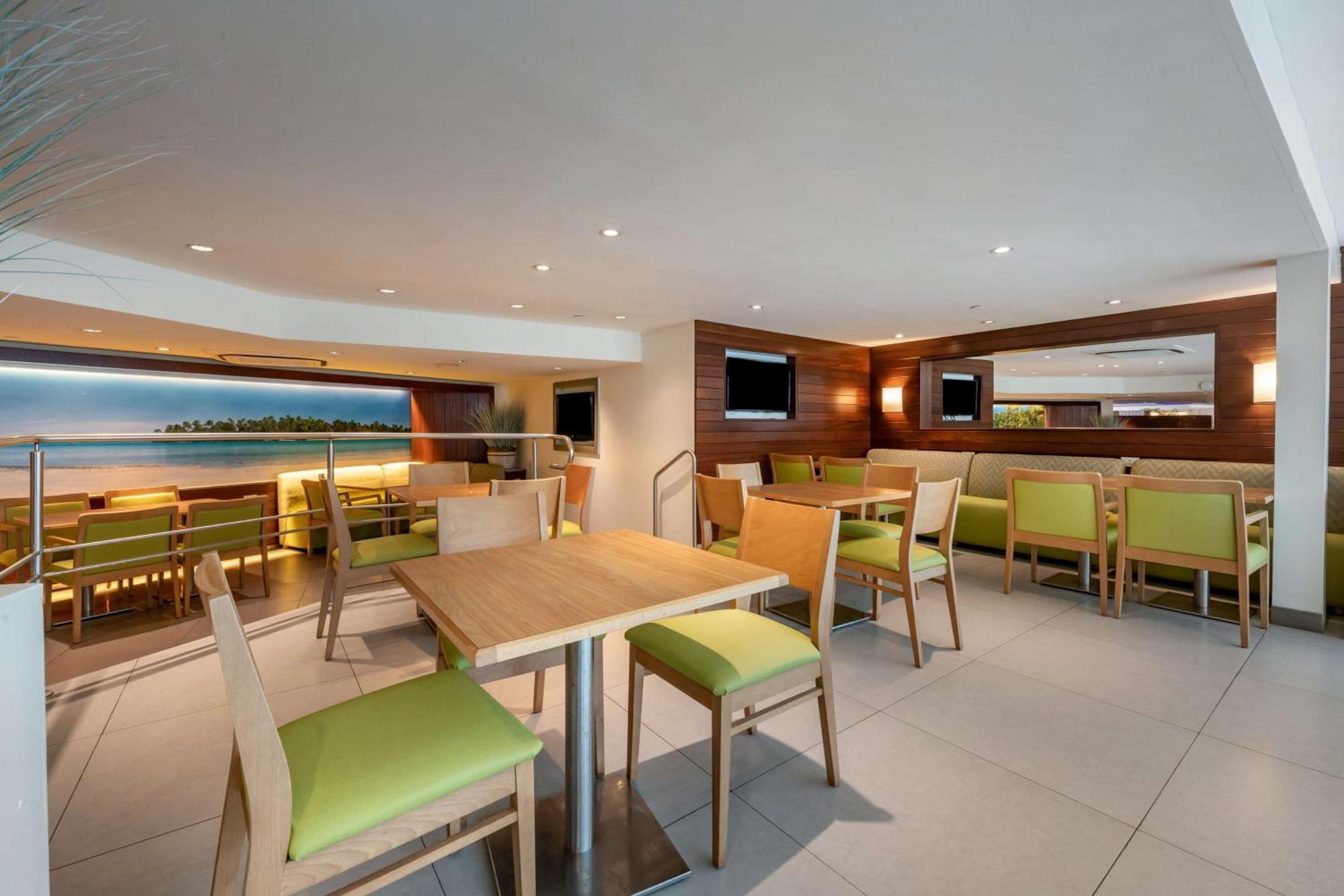 Condado Palm Inn San Juan, Tapestry Collection By Hilton Exterior photo