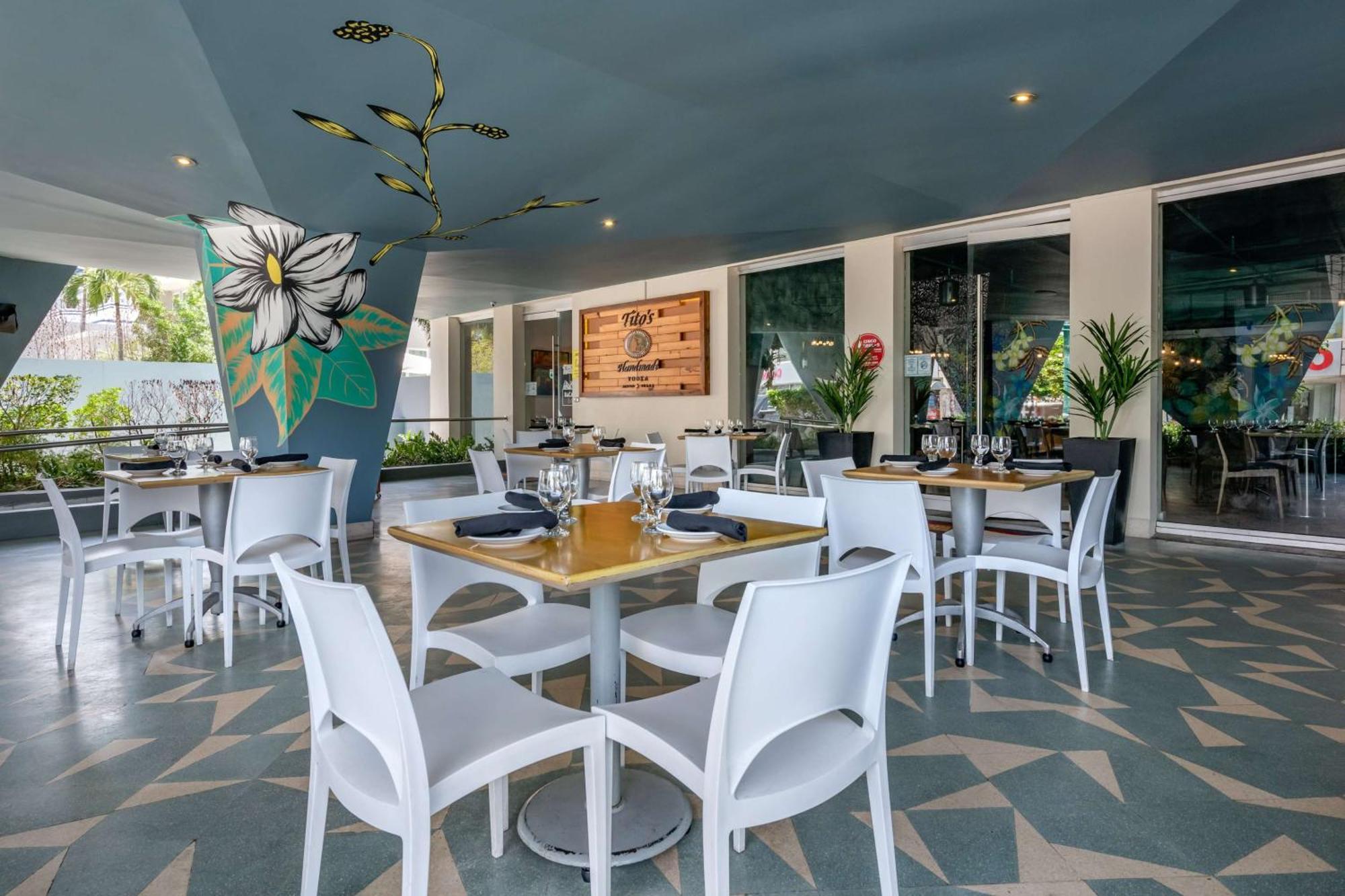 Condado Palm Inn San Juan, Tapestry Collection By Hilton Exterior photo