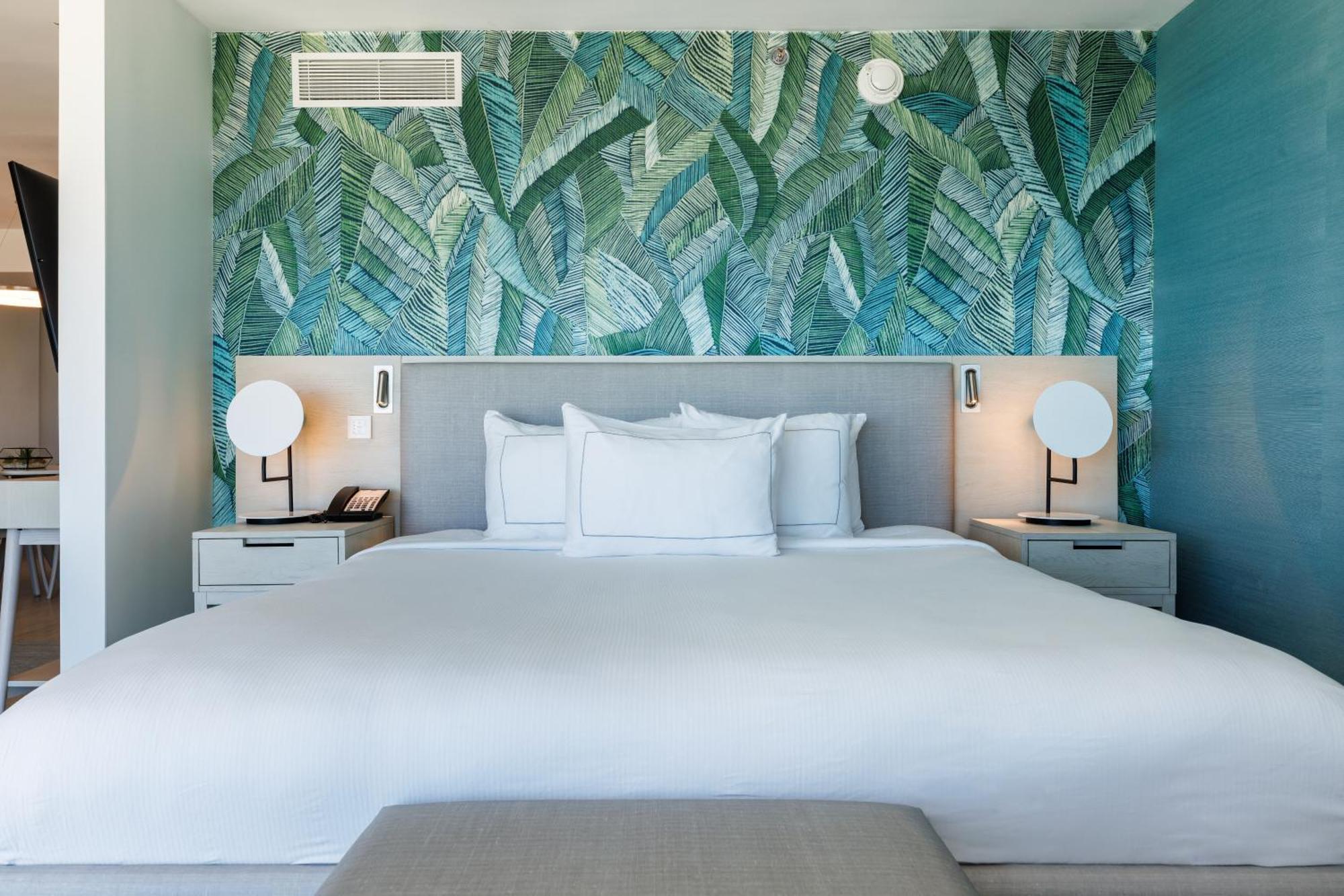 Condado Palm Inn San Juan, Tapestry Collection By Hilton Exterior photo