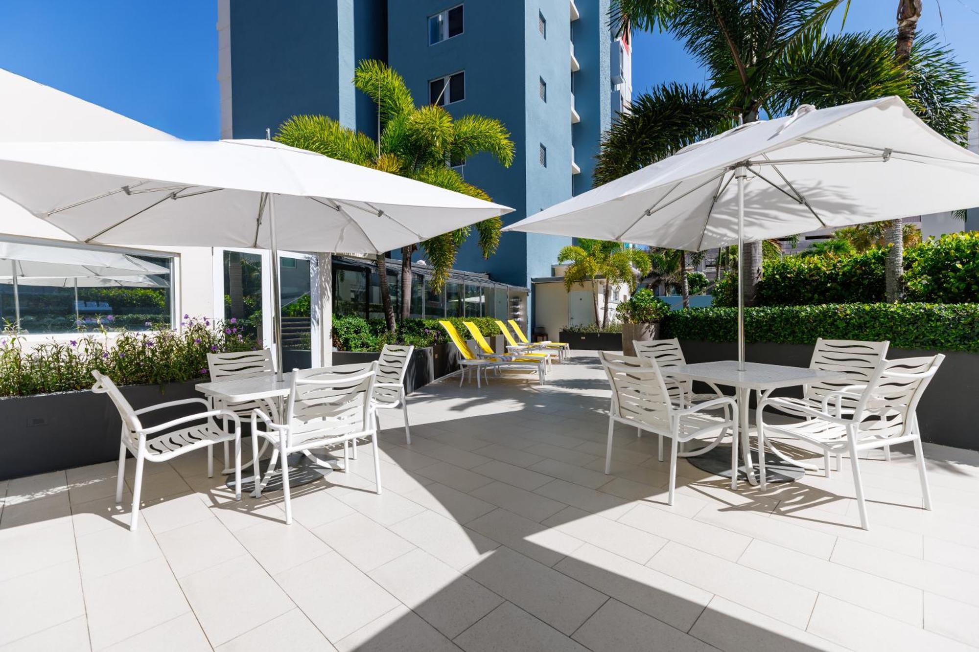 Condado Palm Inn San Juan, Tapestry Collection By Hilton Exterior photo