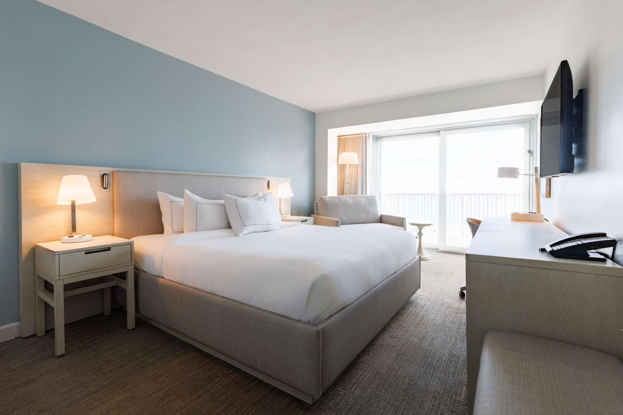 Condado Palm Inn San Juan, Tapestry Collection By Hilton Exterior photo